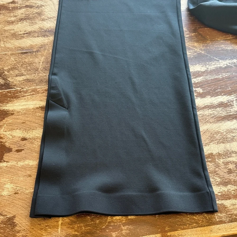 Athleta Wide Leg Pants in Black - Picture 4 of 8